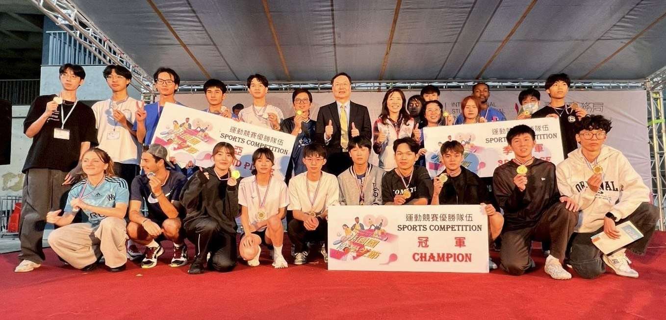 「桃園國際學生節」羽球比賽登場 開南大學、龍華科大外籍生聯手組隊摘冠 S 34127936