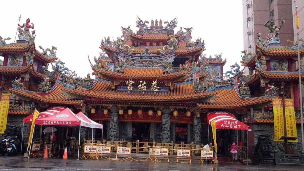 松山慈祐宮，將於10/23-27日在台北圓山花博爭艷館舉辦「孔雀明王護國息災祈福大法會」。（圖/主辦單位提供）