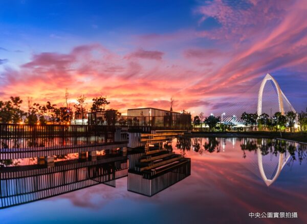隨著諸多重大建設陸續到位，水湳經貿園區正從訴求願景的「本夢比」階段，迎來發展起飛與價值成長期，為區域房市注入一劑強心針。(圖/聚碩仁玉提供)