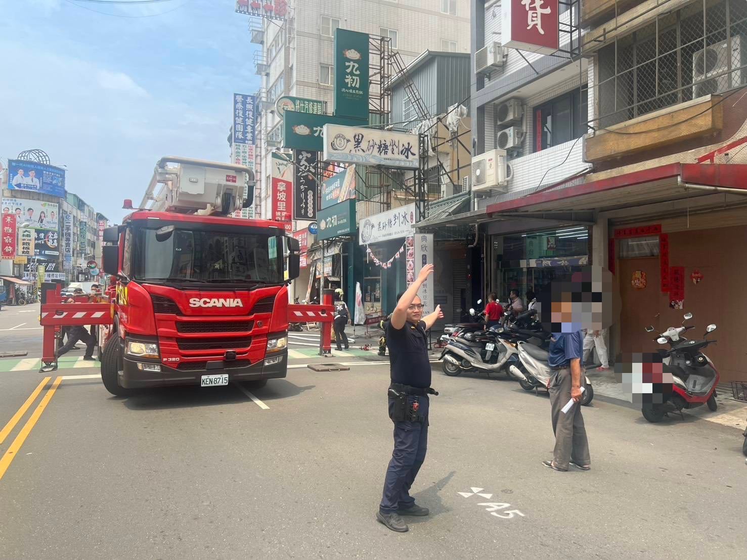 鳳山區五甲二路一處民宅發生火警，一名行動不便老翁喪命。讀者提供